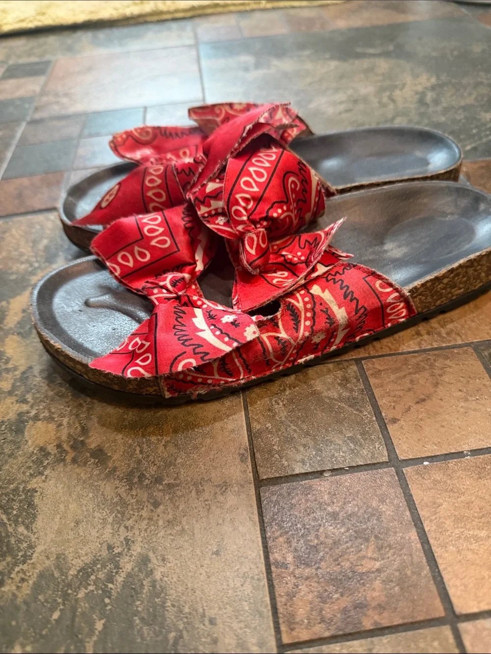 Woman’s Red Bandana Bow Slide Sandals